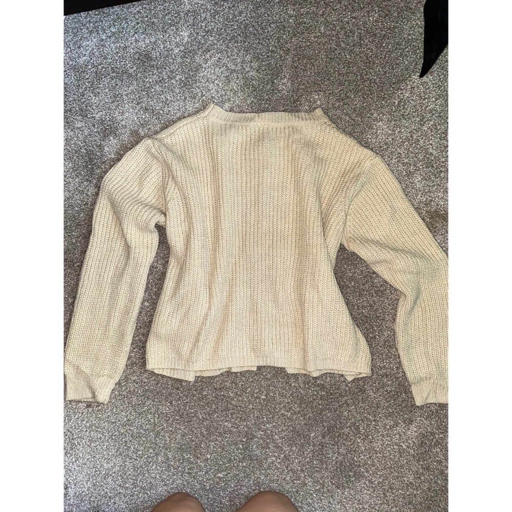 Sweater - Picture 3 of 4